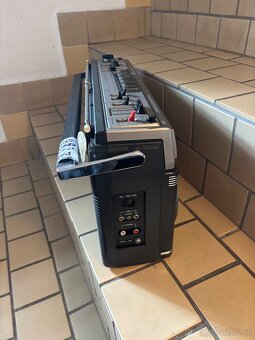 RADIOMAGNETOFON AIWA - 6