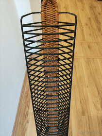 Veliký kovový stojan na 46 ks CD/DVD - 6