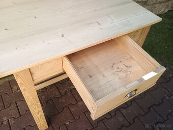 starý stůl s trnoží - 6