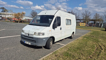 Obytná dodávka pro 4 osoby - 6