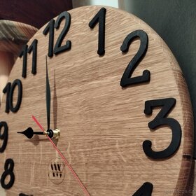 Ručně vyrobené nástěnné hodiny dubový masiv - 6