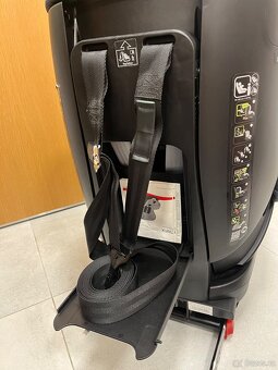 Britax Romer Trifix i-Size (Storm Grey) - 6