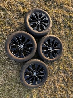Prodám originál Toyota ALU černé disky R19 + pneu - 6