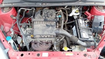 Toyota yaris - 6