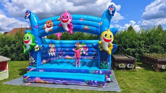 Skákací hrad 4x4m. k zapůjčení, pronájem, Baby Shark - 6