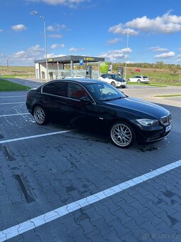 Bmw e90 325i - 6