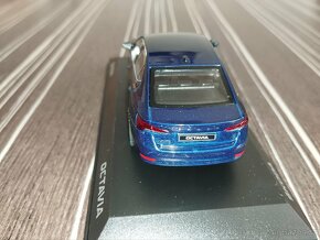 Škoda Octavia IV 1:43 Norev - 6