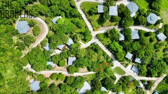 2BD&2BT Wooden Bungalow Diamond Hill Resort, Roatan - 6