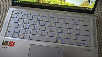 Asus Zenbook UM431D /Ryzen 5, 8GB RAM, 128GB SSD/ - 6