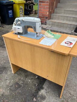 Šicí stroj Veritas - 6