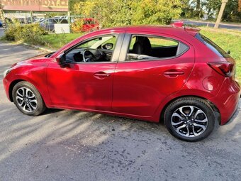 Mazda 2,1.5 benzin - 6
