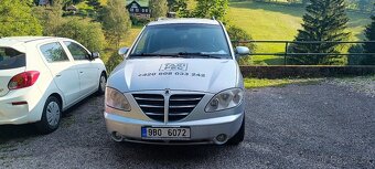 Ssangyong Rodius - 6