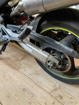 Honda hornet 900f - 6