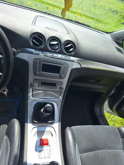 Ford S-max 2.2 - 6