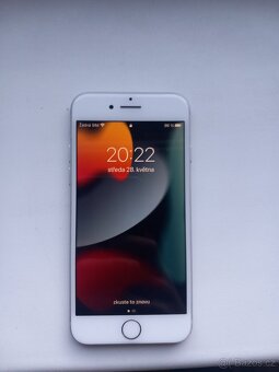 Nabízím IPHONE 7 - 6