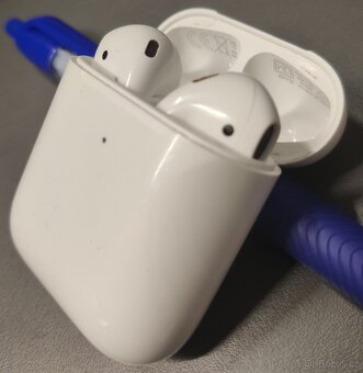 PRODÁM / VYMĚNÍM - funkční originál sluchátka Apple Ipods 2 - 6