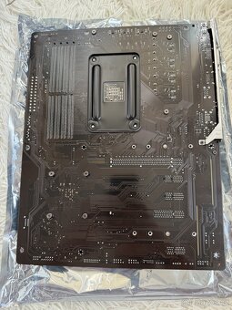 Gigabyte B550 Gaming X V2 (Socket AM4) - 6