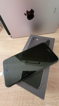 Iphone 8 / 256GB černý - 6