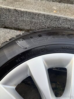 Prodám alu kola AUDI 5x112 R17 s pneu - 6