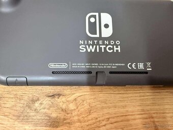 Nintendo Switch Lite se zárukou - 6