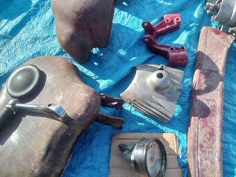 Jawa 350 perak,origo překryt karburace .tachometr 8000kč - 6