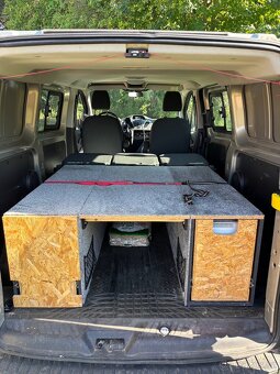Postel do dodavky ford transit custom - 6