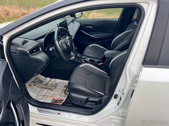 ► TOYOTA COROLLA 1.8 HYBRID GR SPORT E-CVT LED-KAMERA-TAŽNÉ - 6