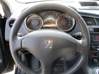PEUGEOT 5008 2.0HDI 110kw 10/2011 - 6
