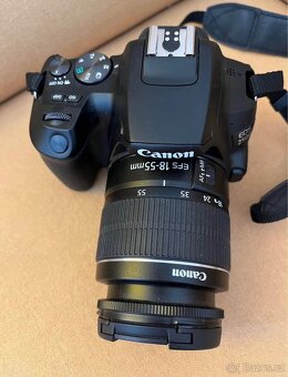 Canon EOS 250D + zrcadlovka - 6