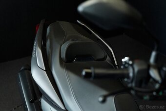 Yamaha X-Max 2022 - 6