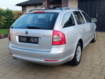 Octavia II - 1.4TSI - REZERVACE -Facelift- ELEGANCE Klima - 6