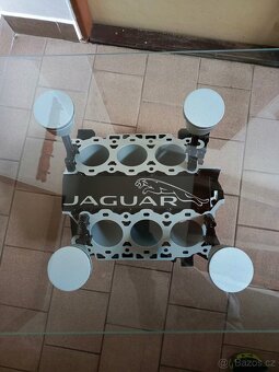 Konferenční stolek z bloku motoru V6 - 6