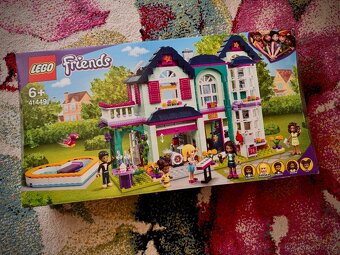 Hračky, lego, puzzle, knížky - 6