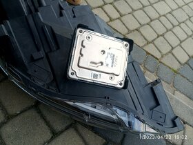 Světlo Ford Kuga 22+ - 6