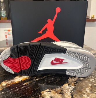 Nike - 6