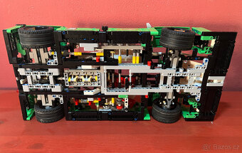 LEGO - model 24 Hours Race Car - 6