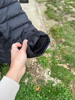 Zimni perovy kabat Tommy Hilfiger - 6