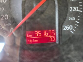 VW Passat Variant kombi automat - 6