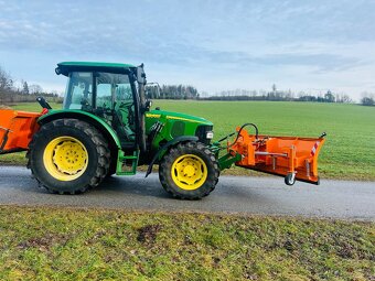 samonakládácí sypač - 6