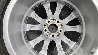 18 originál Mercedes E-Class W213 zimní 245/45 R18 - 6