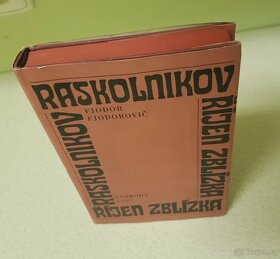Prodám knihu Říjen Zblízka - 6