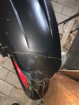 Um Xtreet 125 - 6
