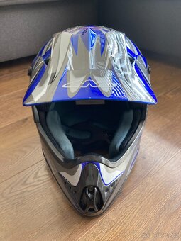 MX helma Worker - 6