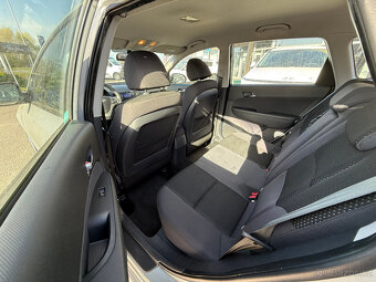 i30 1,6 GDi 93 kW - 6