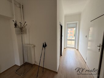 Prodej bytu 2+1 s balkonem, CP 81 m2, Vsetín, ul. Na Kamenc - 6
