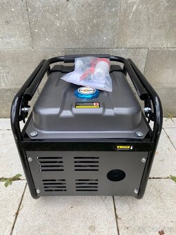 Elektrocentrála 7.1 kW/400 V, 3.8 kW/230 V - 6