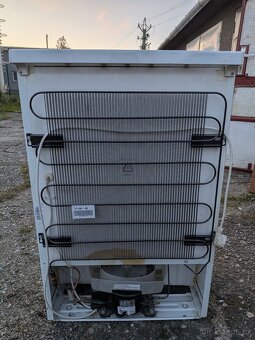 Prodám ledničku Zanussi - 6