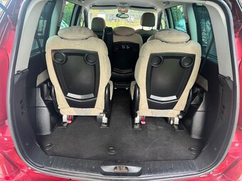 Peugeot 807 2.2 HDI 7 místné - 6