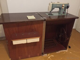 Šicí stroj Lada 236 - 6