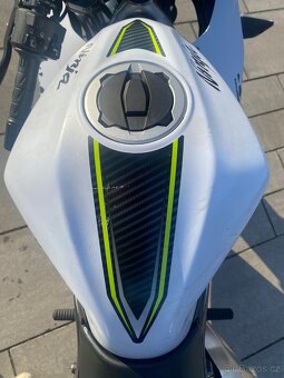Kawasaki ninja 125 - 6